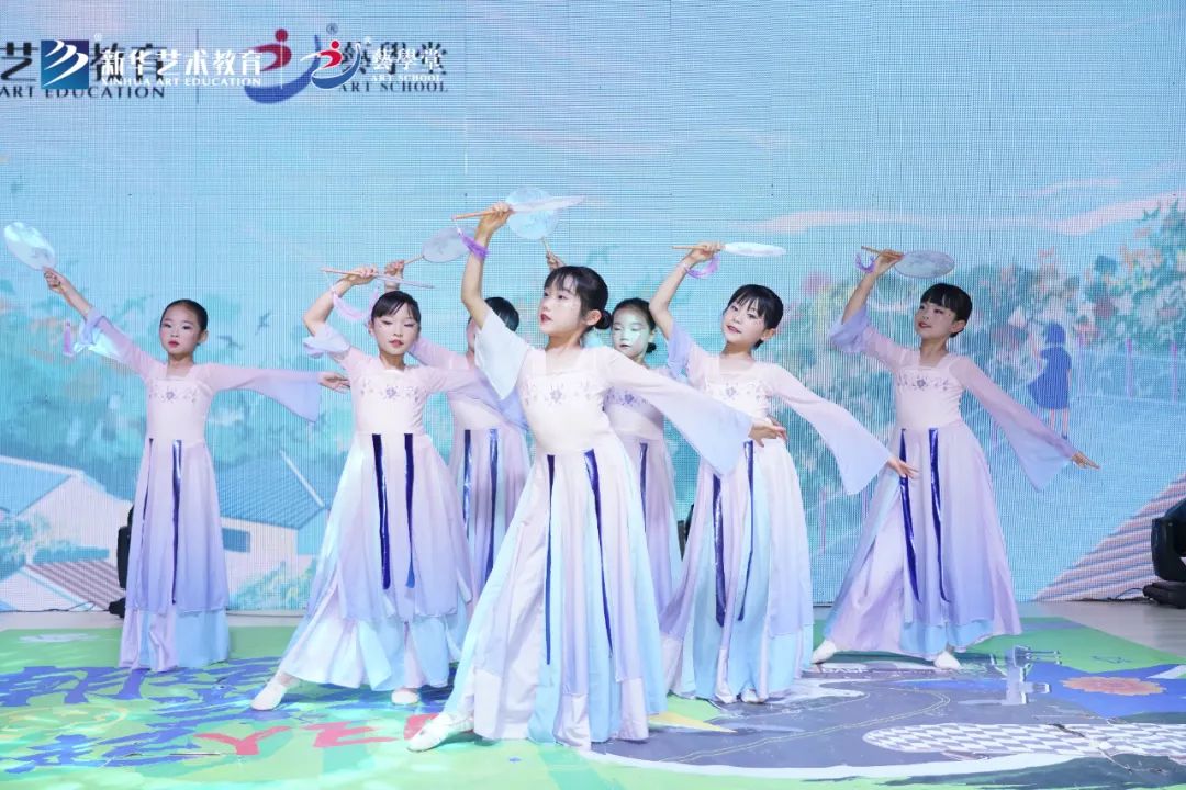 依托传统文化 培育才艺之星③丨中国舞